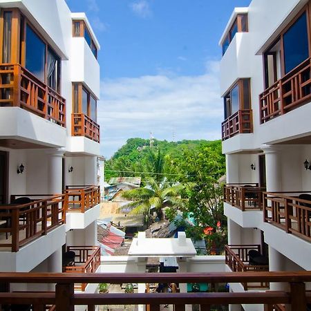 Balabag  Giulius Boracay Italian Resort מראה חיצוני תמונה