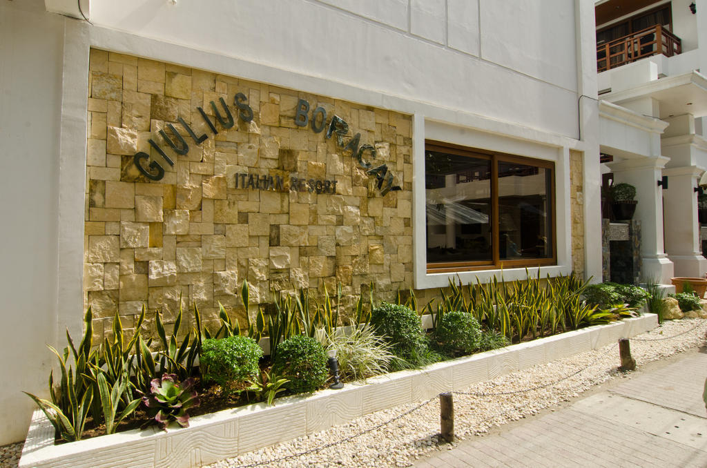 Balabag  Giulius Boracay Italian Resort מראה חיצוני תמונה