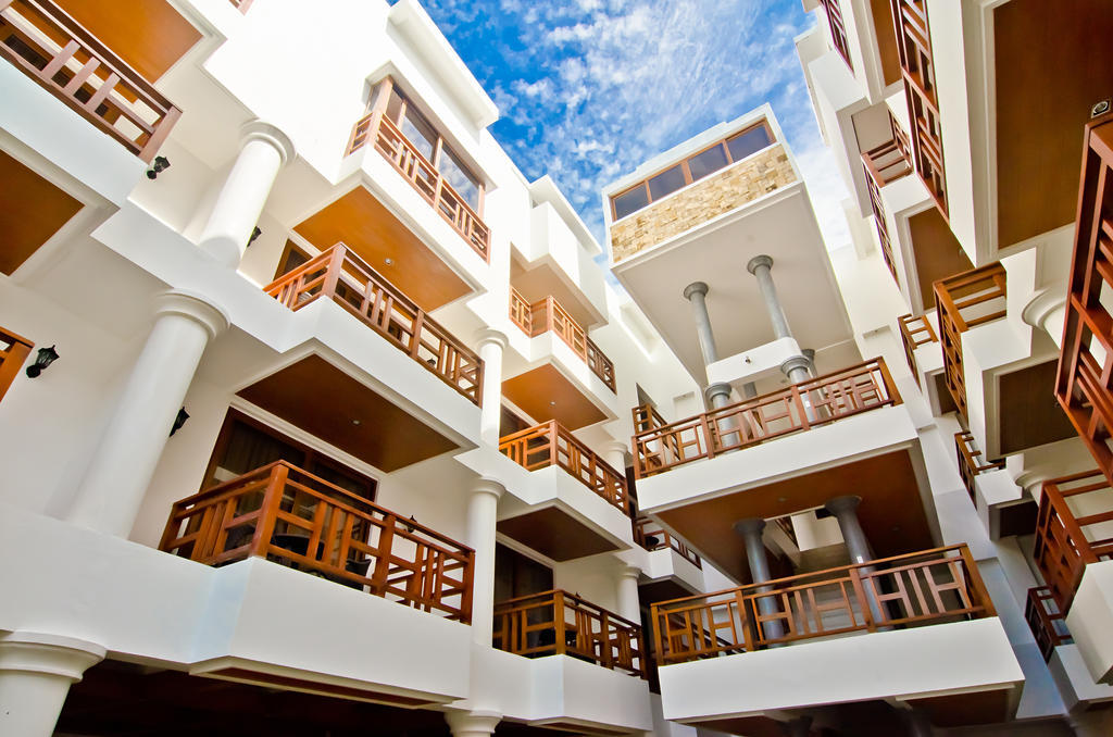 Balabag  Giulius Boracay Italian Resort מראה חיצוני תמונה